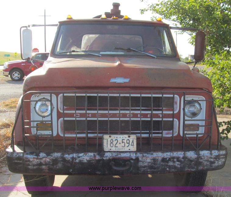 image for item C3534 1970 Chevrolet C50 Bob-Tail semi truck