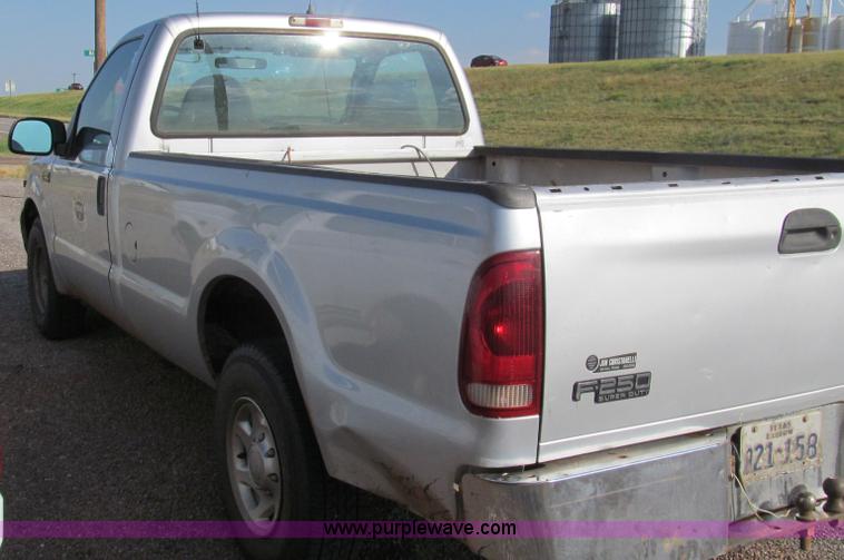image for item C3535 2002 Ford F250 pickup truck
