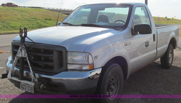image for item C3535 2002 Ford F250 pickup truck