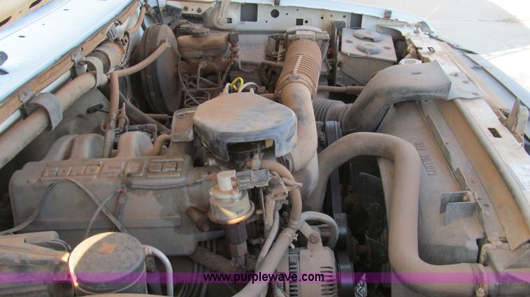 image for item C3536 1994 Ford F150 XLT pickup truck