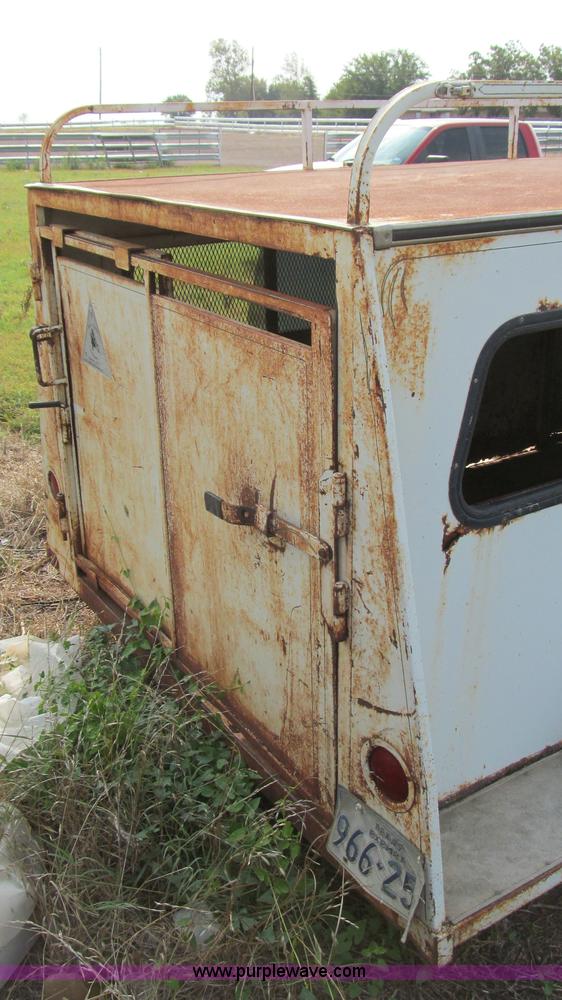 image for item C3539 1993 Tru-Trail Aero-nose enclosed sheep trailer