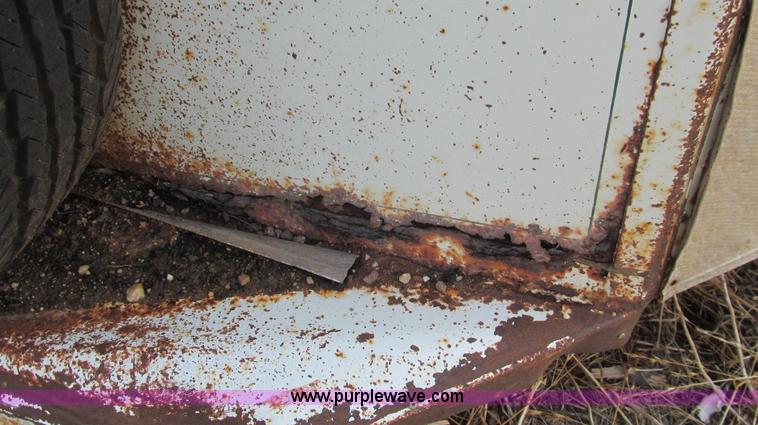 image for item C3539 1993 Tru-Trail Aero-nose enclosed sheep trailer