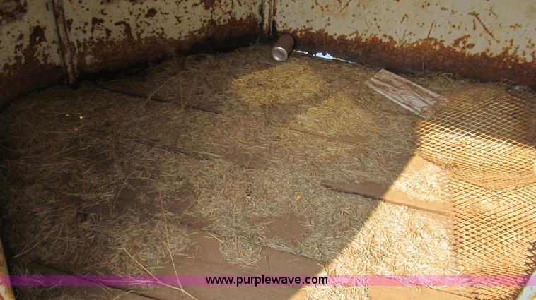 image for item C3539 1993 Tru-Trail Aero-nose enclosed sheep trailer