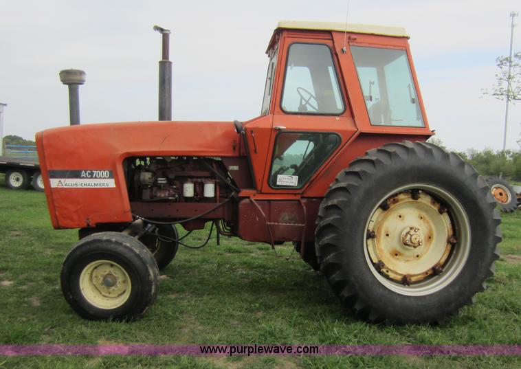 image for item D5650 1978 Allis Chalmers AC7000 tractor