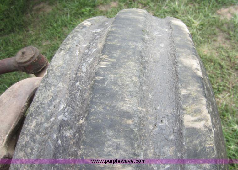 image for item D5650 1978 Allis Chalmers AC7000 tractor