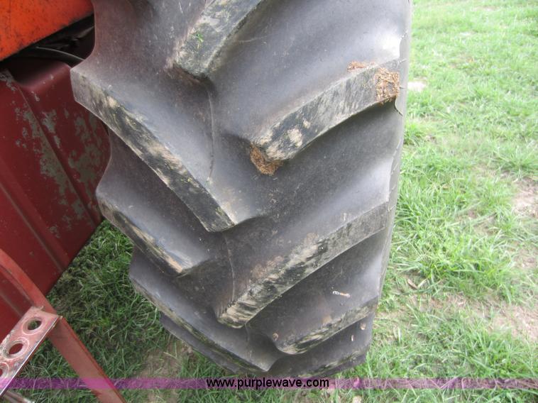 image for item D5650 1978 Allis Chalmers AC7000 tractor