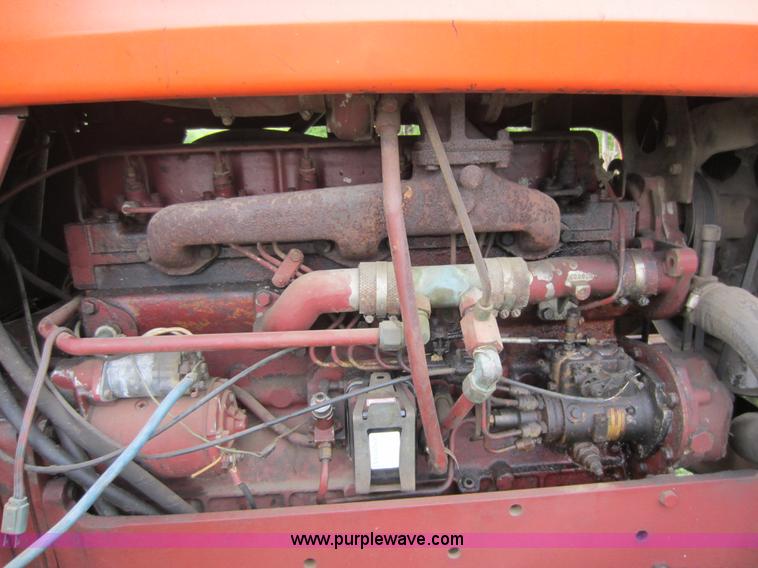 image for item D5650 1978 Allis Chalmers AC7000 tractor