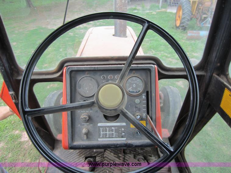 image for item D5650 1978 Allis Chalmers AC7000 tractor