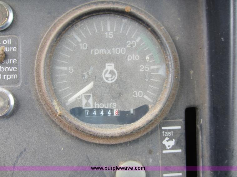 image for item D5650 1978 Allis Chalmers AC7000 tractor