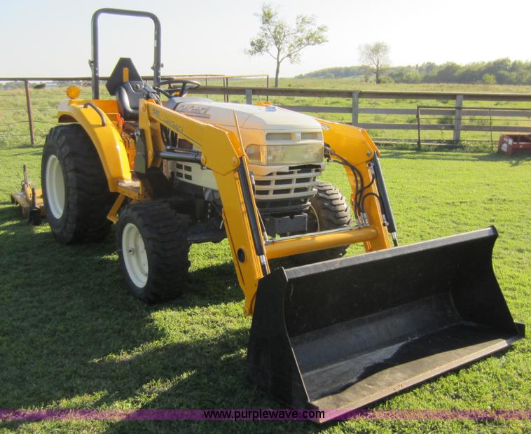 image for item D5662 Cub Cadet 8354 MFWD tractor