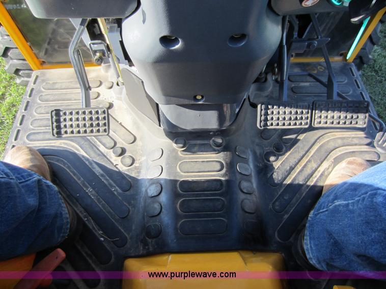 image for item D5662 Cub Cadet 8354 MFWD tractor