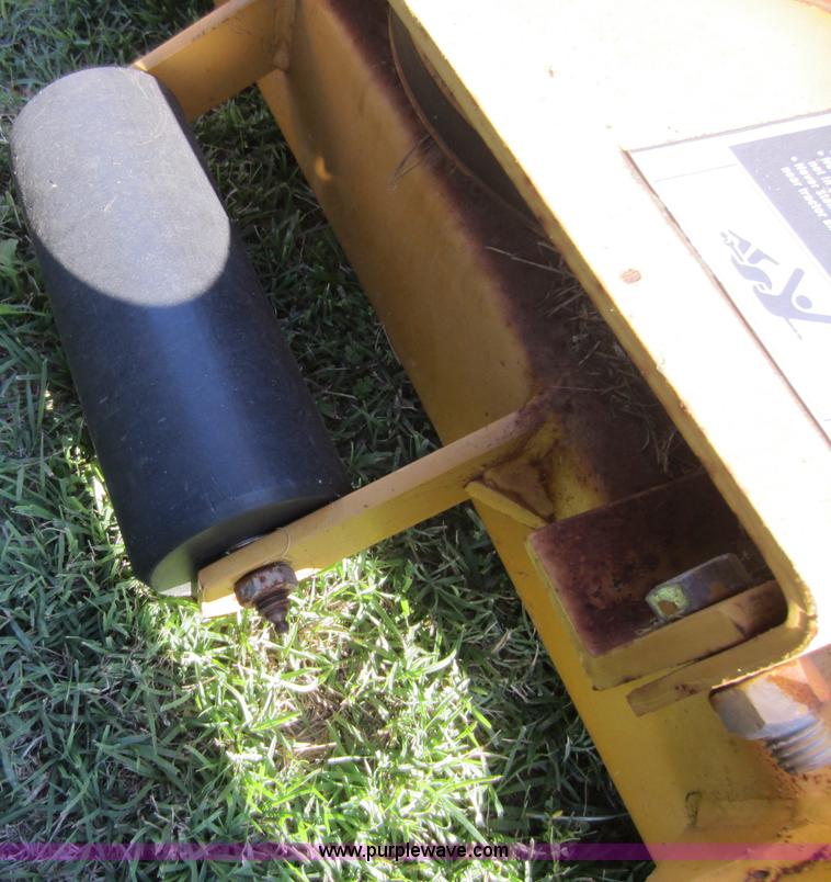 image for item D5662 Cub Cadet 8354 MFWD tractor