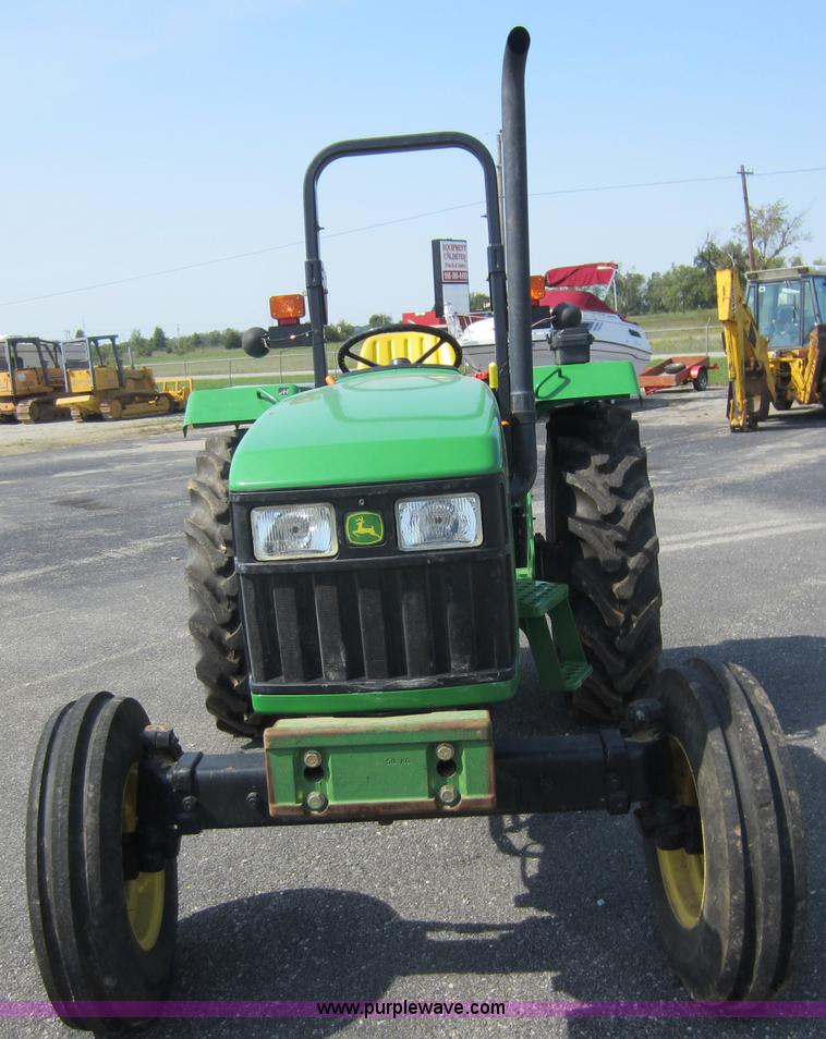 image for item D5663 2005 John Deere 5103 tractor