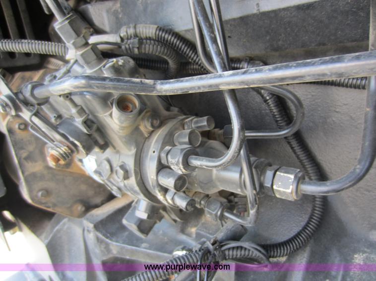 image for item D5663 2005 John Deere 5103 tractor