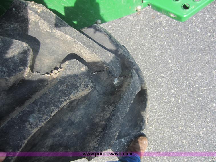 image for item D5663 2005 John Deere 5103 tractor