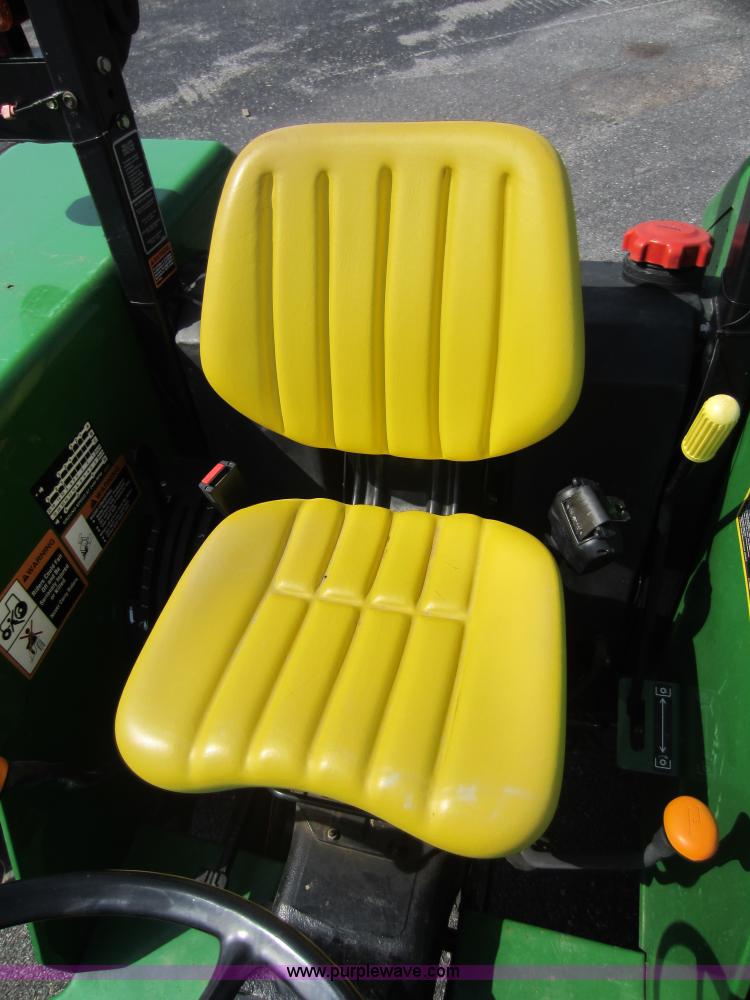 image for item D5663 2005 John Deere 5103 tractor