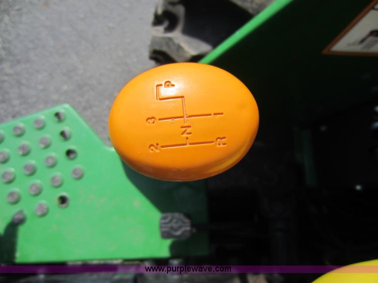 image for item D5663 2005 John Deere 5103 tractor