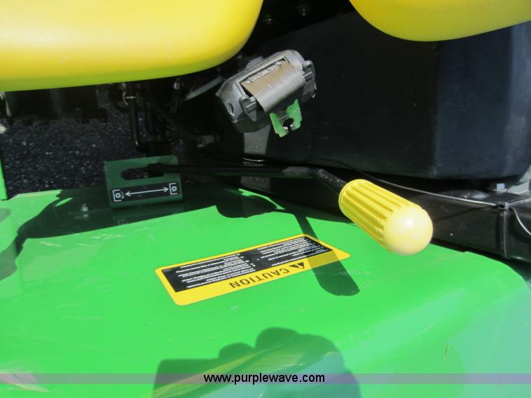 image for item D5663 2005 John Deere 5103 tractor