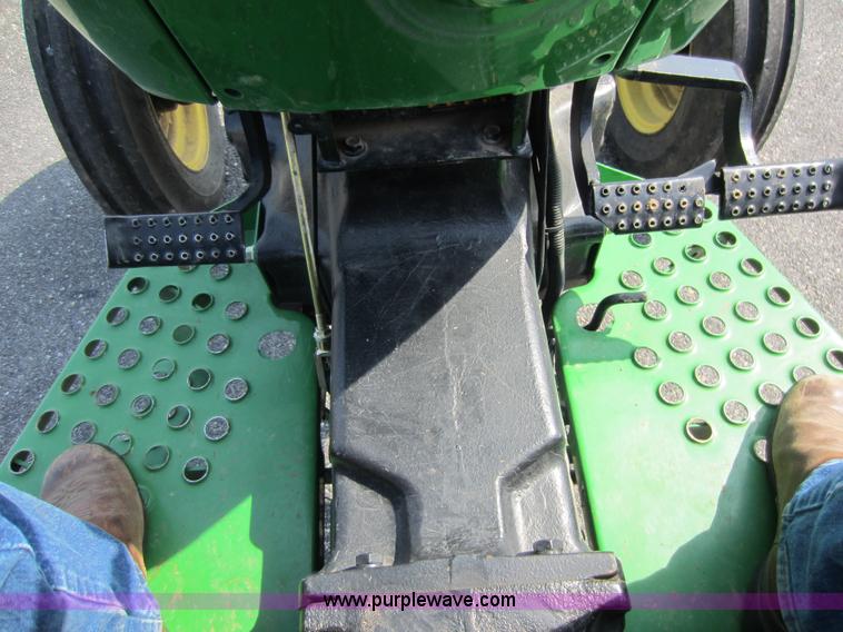 image for item D5663 2005 John Deere 5103 tractor