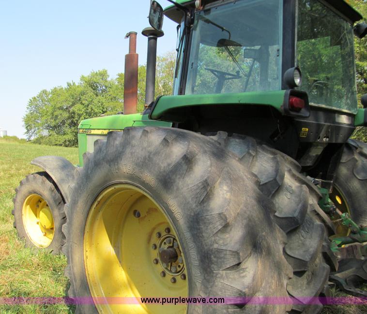 image for item E3504 1989 John Deere 4455 MFWD tractor