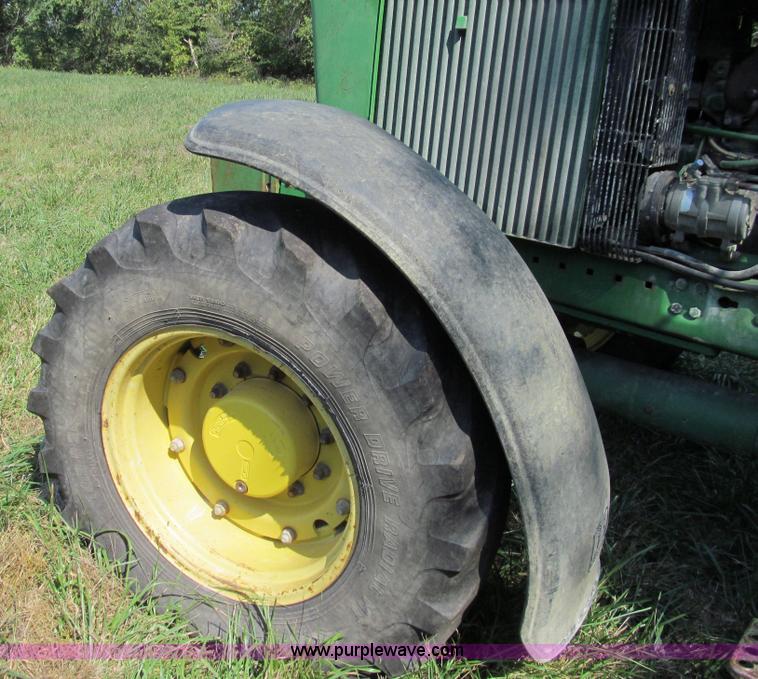 image for item E3504 1989 John Deere 4455 MFWD tractor