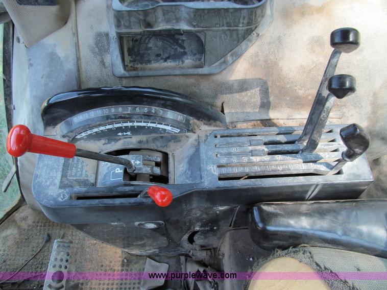 image for item E3504 1989 John Deere 4455 MFWD tractor