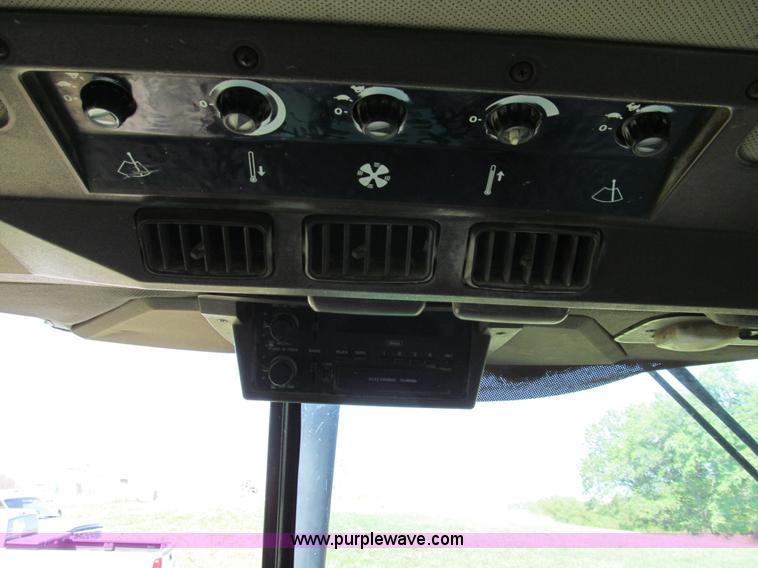 image for item E3504 1989 John Deere 4455 MFWD tractor