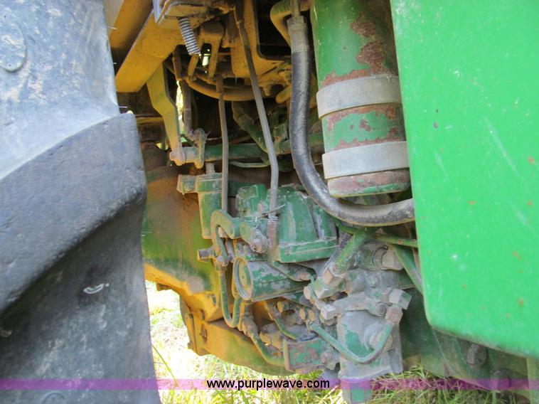 image for item E3504 1989 John Deere 4455 MFWD tractor
