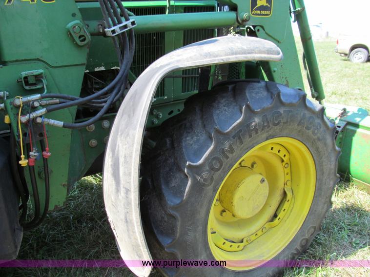 image for item E3505 1991 John Deere 7700 MFWD tractor