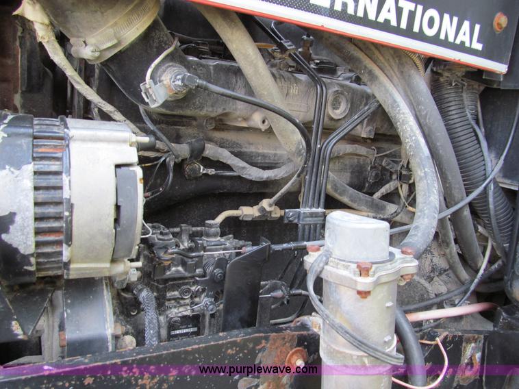 image for item E3507 Case IH 4210 MFWD tractor