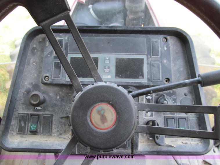 image for item E3507 Case IH 4210 MFWD tractor