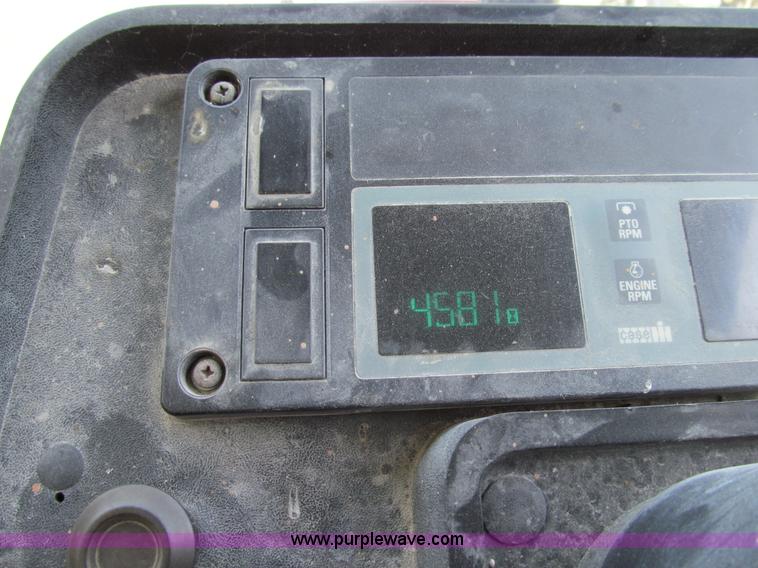 image for item E3507 Case IH 4210 MFWD tractor