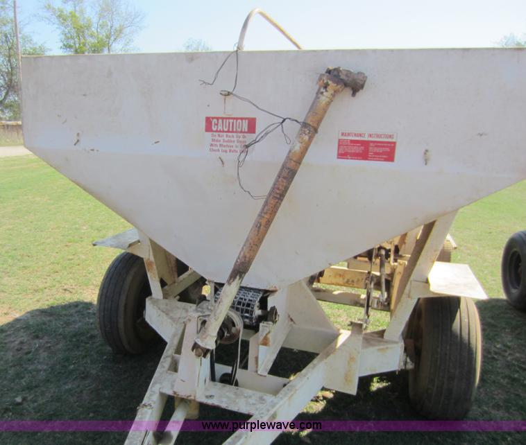 image for item F6520 Hollingsworth Sur-Spread five ton dry fertilizer spreader