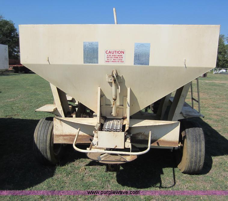 image for item F6520 Hollingsworth Sur-Spread five ton dry fertilizer spreader