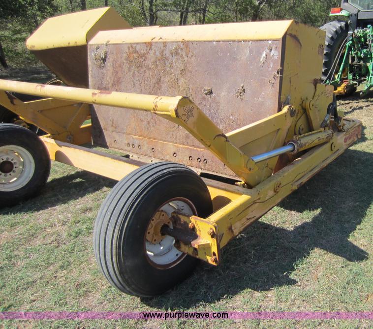 Rowse 500 dirt pan scraper in Vinita, OK Item F6522 sold Purple Wave