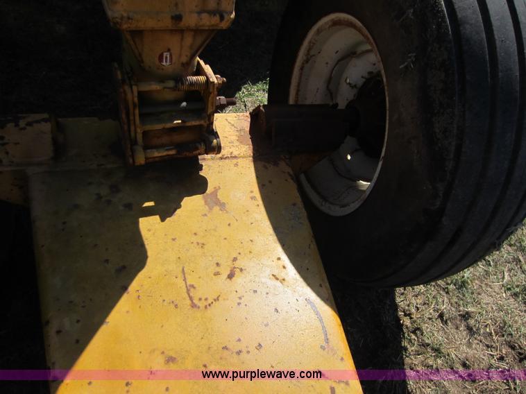 image for item F6522 Rowse 500 dirt pan scraper