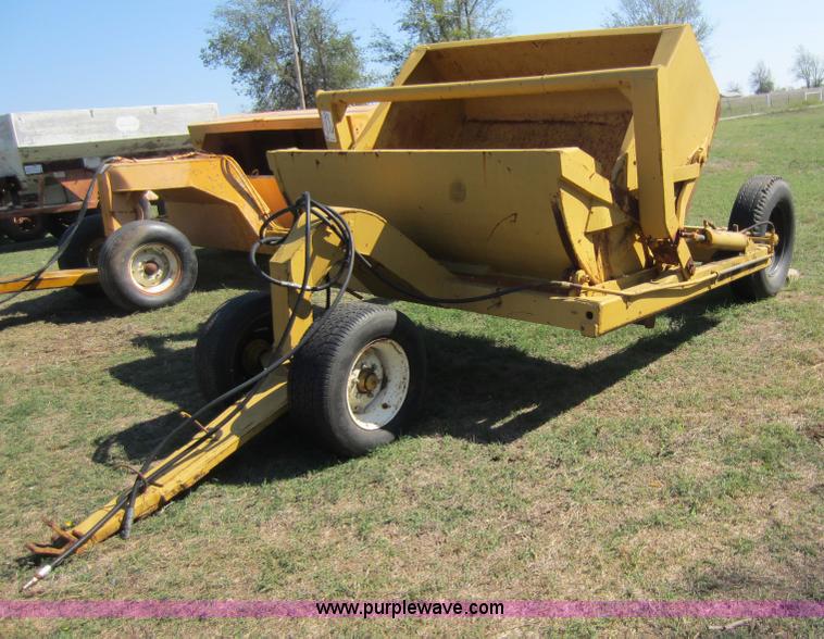 image for item F6523 Ashland dirt pan scraper