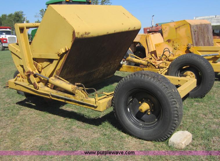 image for item F6523 Ashland dirt pan scraper