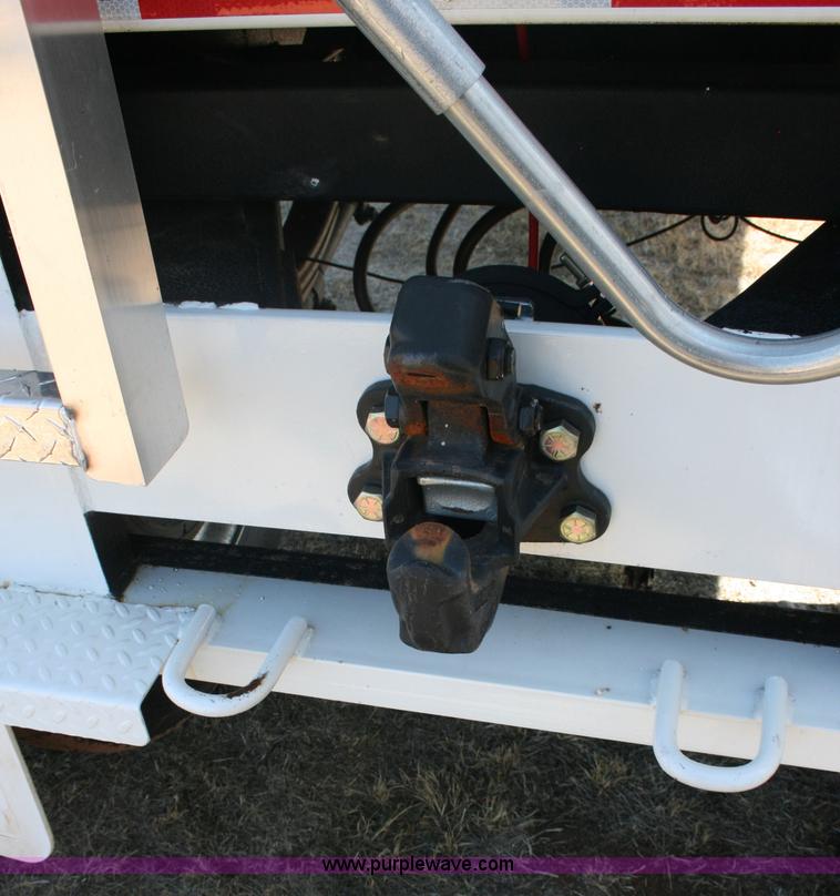 image for item G5513 2011 Travalong Liberty 25' hopper trailer