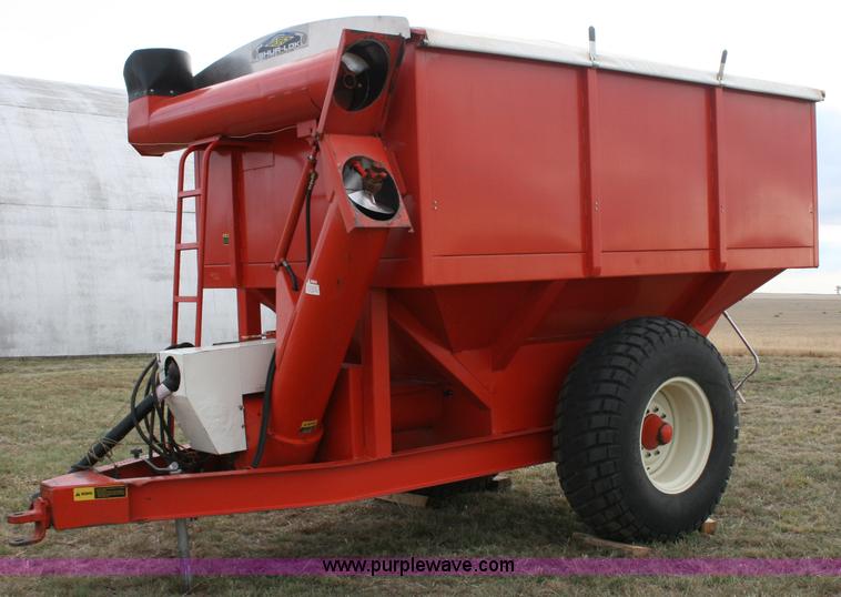 image for item G5517 UFT 444 grain cart