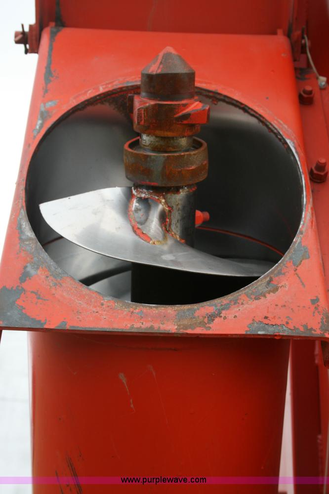 image for item G5517 UFT 444 grain cart