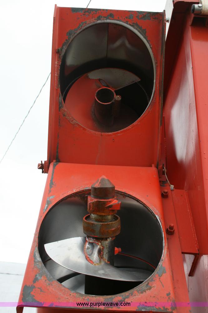 image for item G5517 UFT 444 grain cart