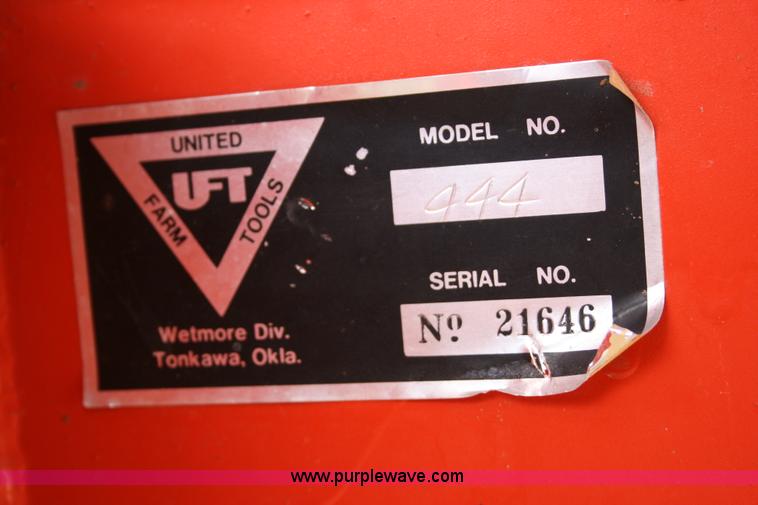 image for item G5517 UFT 444 grain cart