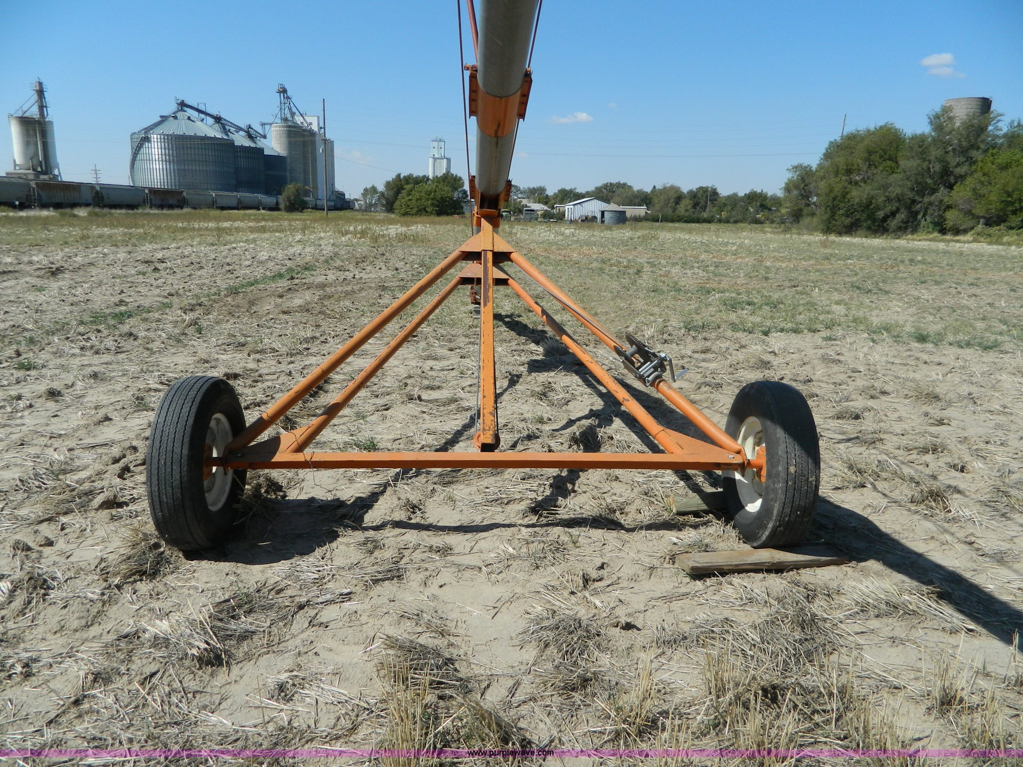 Grain auger in Oakley, KS Item B3877 sold Purple Wave