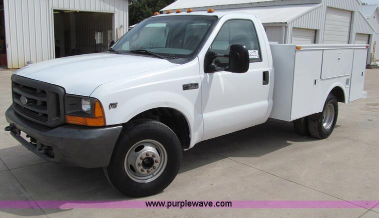 image for item A8461 2000 Ford F350 XL Super Duty service truck