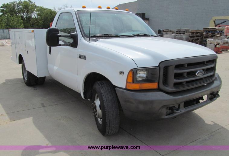 image for item A8461 2000 Ford F350 XL Super Duty service truck