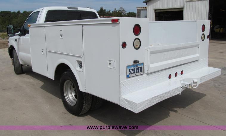 image for item A8461 2000 Ford F350 XL Super Duty service truck