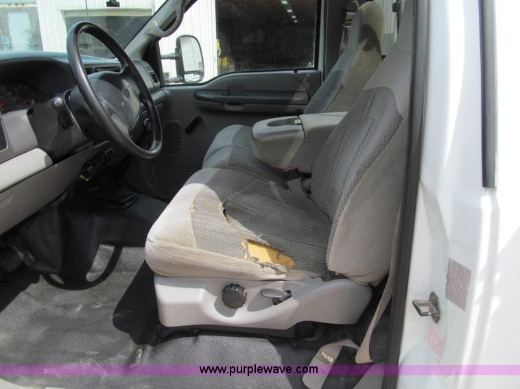 image for item A8461 2000 Ford F350 XL Super Duty service truck