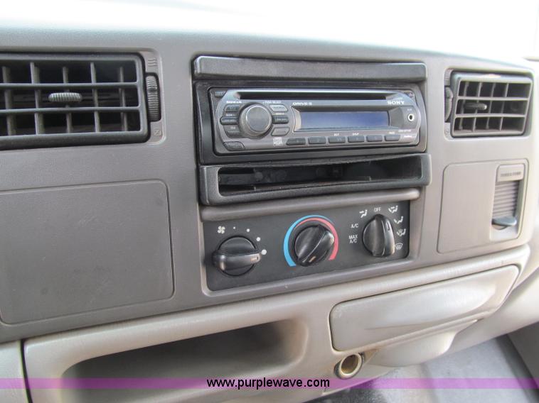 image for item A8461 2000 Ford F350 XL Super Duty service truck