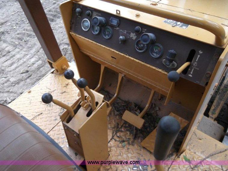 image for item B1495 1991 Case 850D longtrack dozer